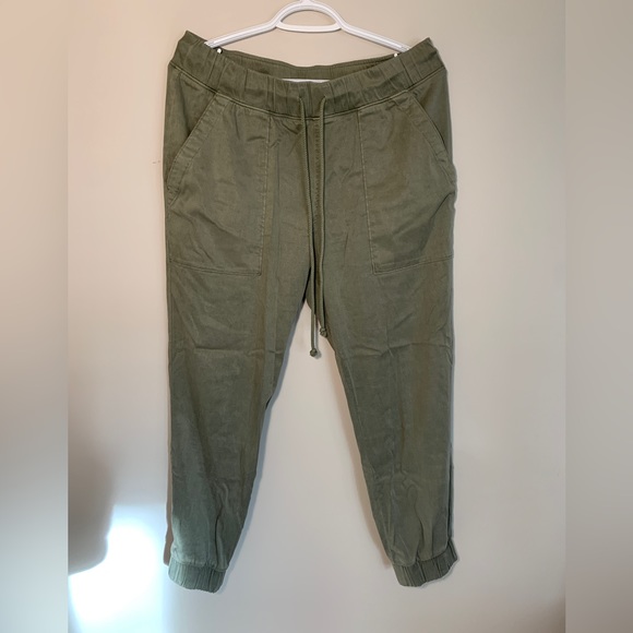 Bella Dahl Pocket Jogger - Picture 5 of 8